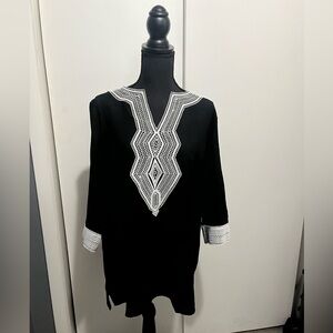Elegant Black and White Women's Top